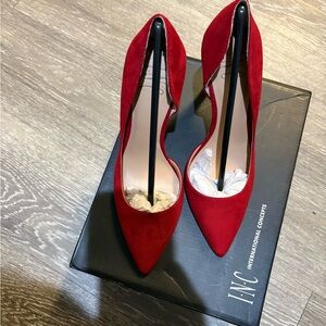 INC International Concepts Women's Red Suede Pumps